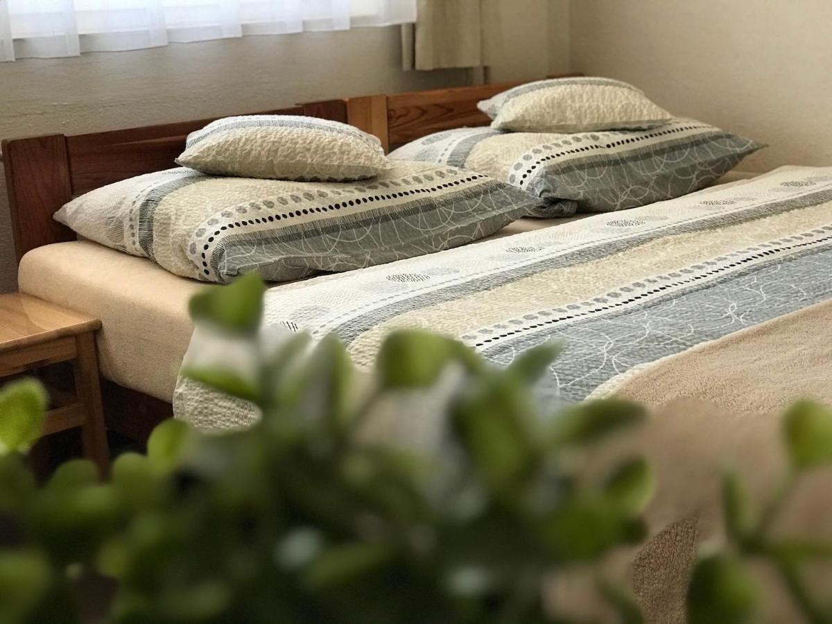 Pension Crhan Mikulov Exteriör bild